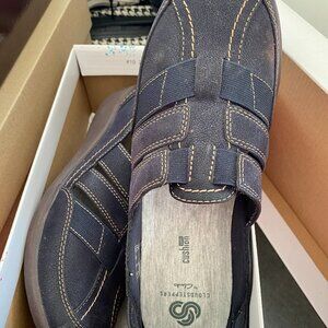 Clarks "Cloudsteppers"